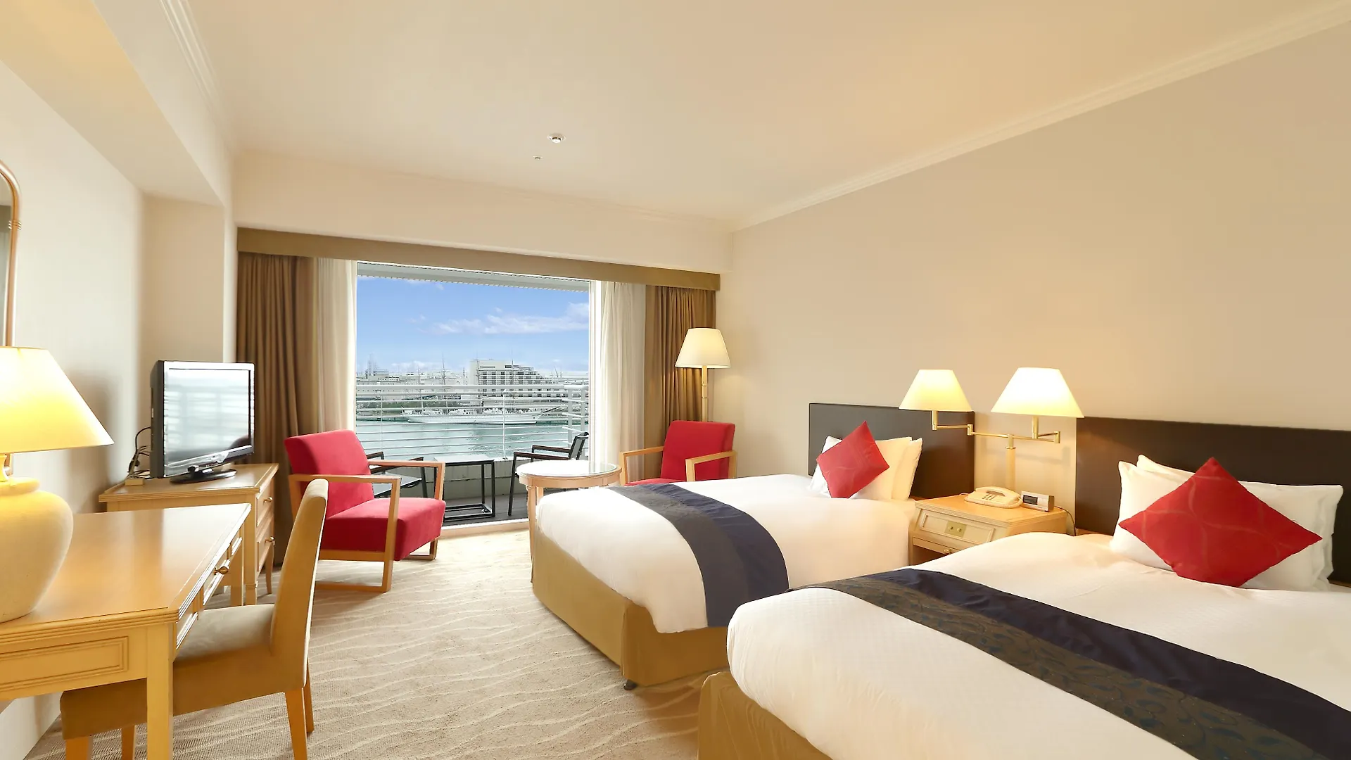 Kobe Meriken Park Oriental Hotel