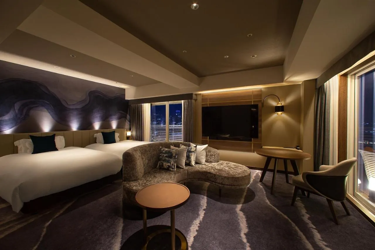 Kobe Meriken Park Oriental Hotel