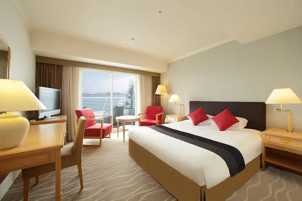 Kobe Meriken Park Oriental Hotel